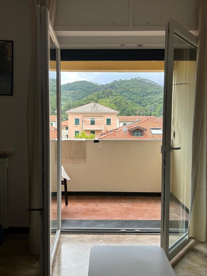 Ampio Trilocale Con Posto Auto Βίλα Σέστρι Λεβάντε Εξωτερικό φωτογραφία
