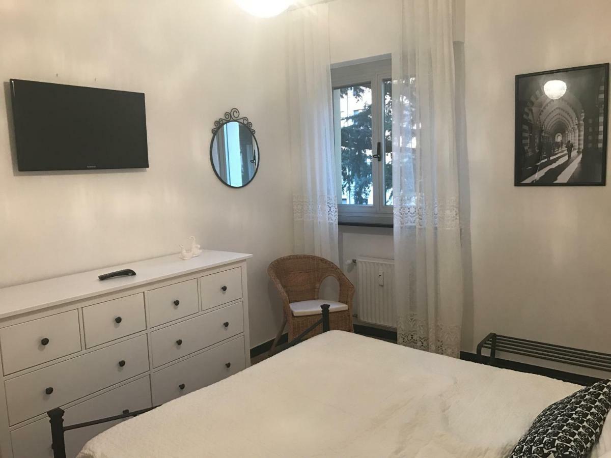 Ampio Trilocale Con Posto Auto Βίλα Σέστρι Λεβάντε Εξωτερικό φωτογραφία